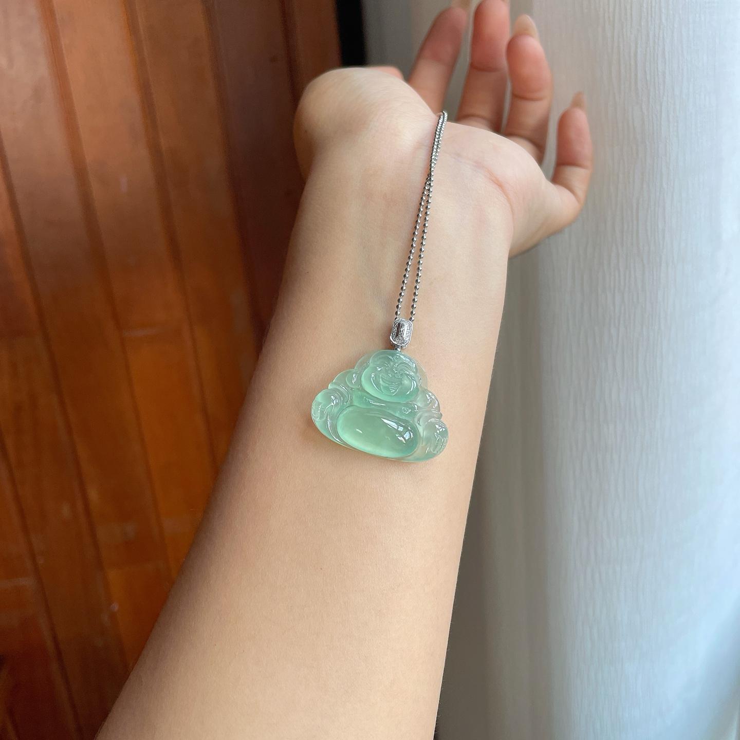 18k金扣冰种晴绿底翡翠佛公（yc241868）