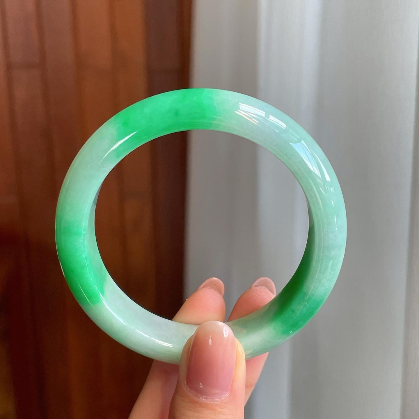 糯冰带色翡翠平安镯（53.6mm)（yc342187）