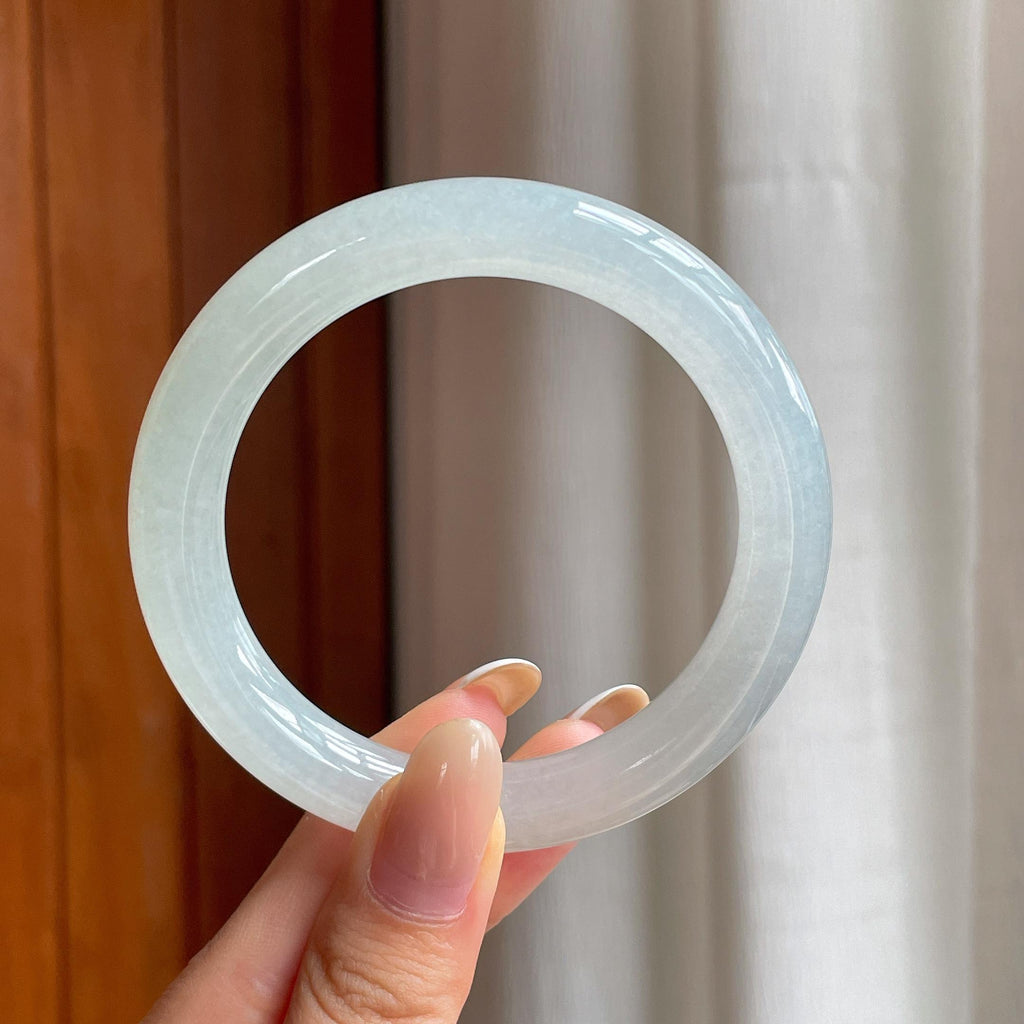 糯冰白月光翡翠圆条手镯（56mm)（yc406770）