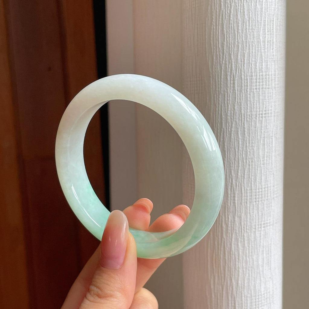 糯冰带色翡翠平安镯（55.4mm)（yc354342）