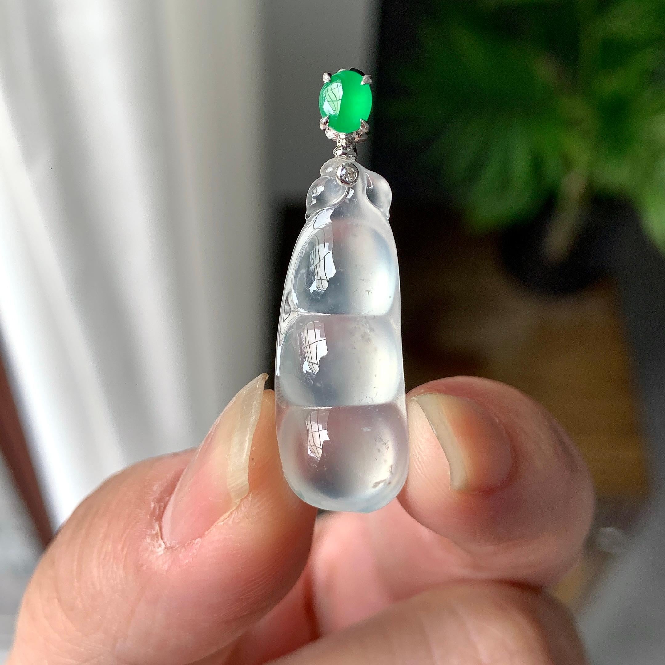 18K金钻镶冰种无色福豆吊坠（yc255618）