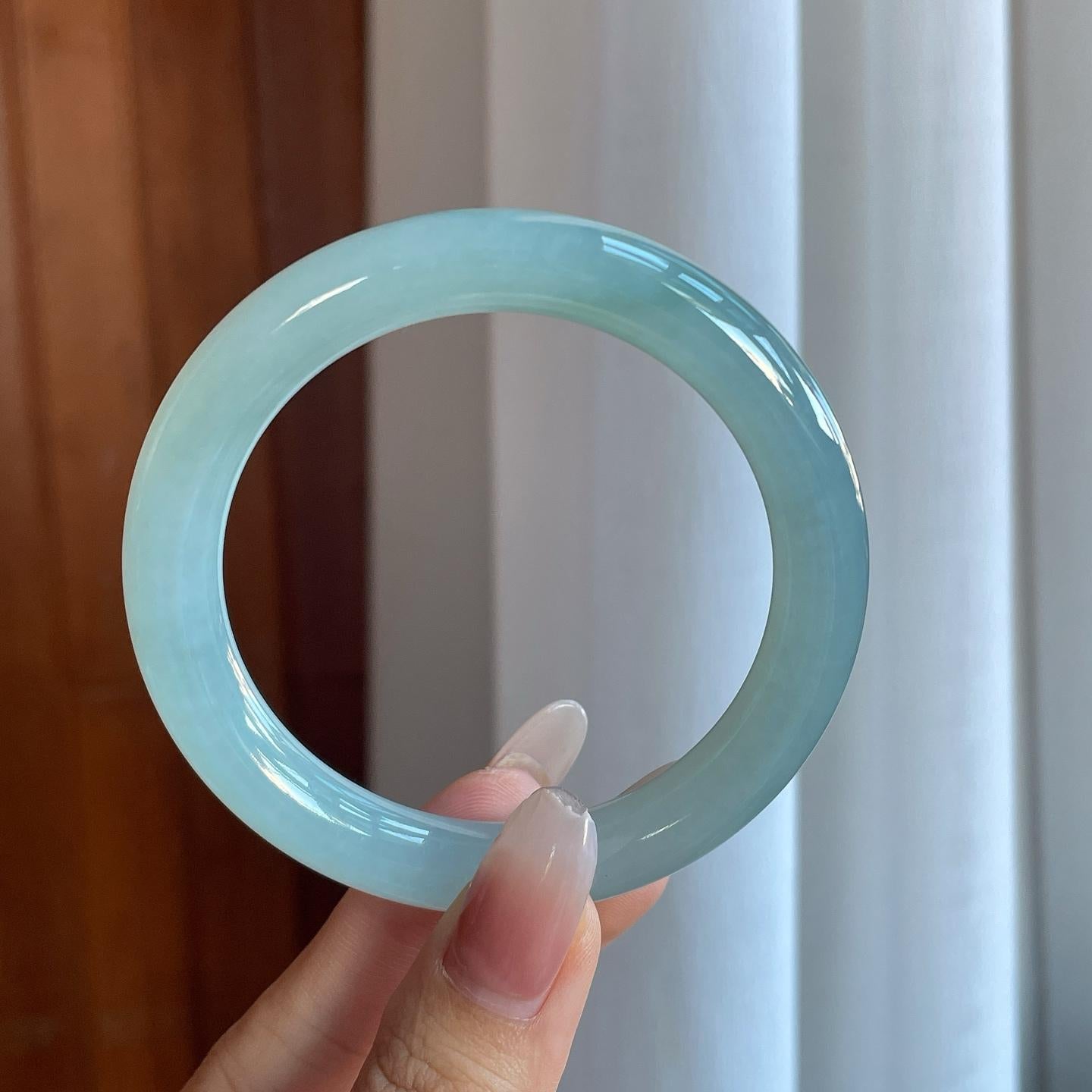 糯冰蓝晴底翡翠圆条手镯（57.3mm）（yc266495）