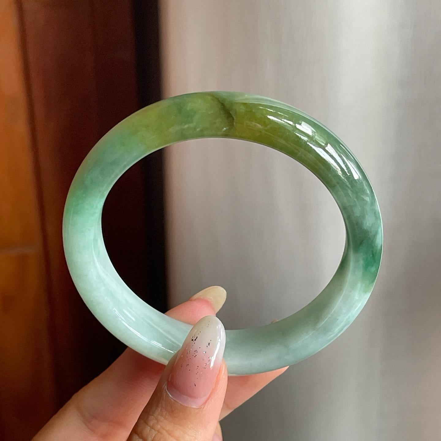 糯冰种半山半水带色翡翠平安镯（55.3mm）（yc217407）