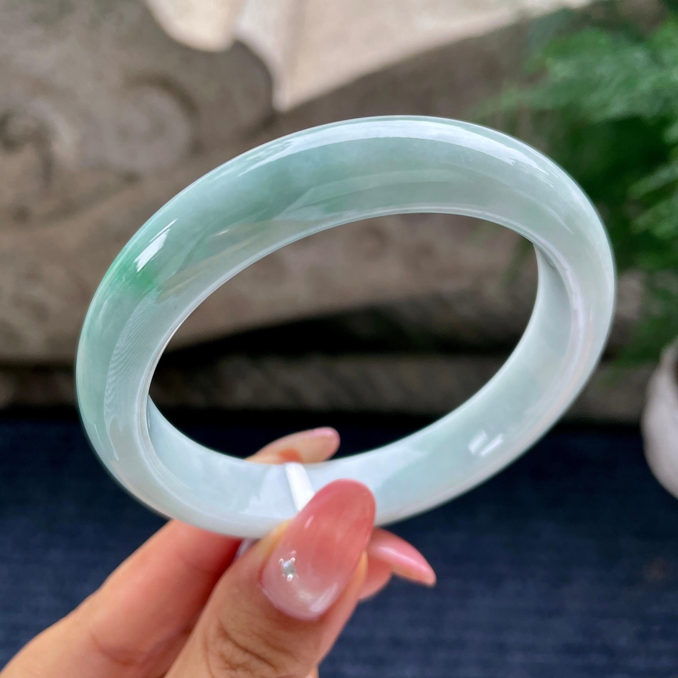 大圈口  细糯种飘绿花正圈平安镯59圈   天然缅甸A货手镯（yc441150）