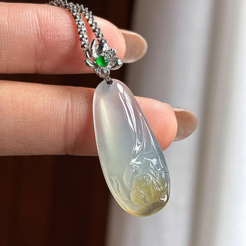 18k金扣冰种黄翡莲花挂件 天然缅甸A货翡翠（yc456316）