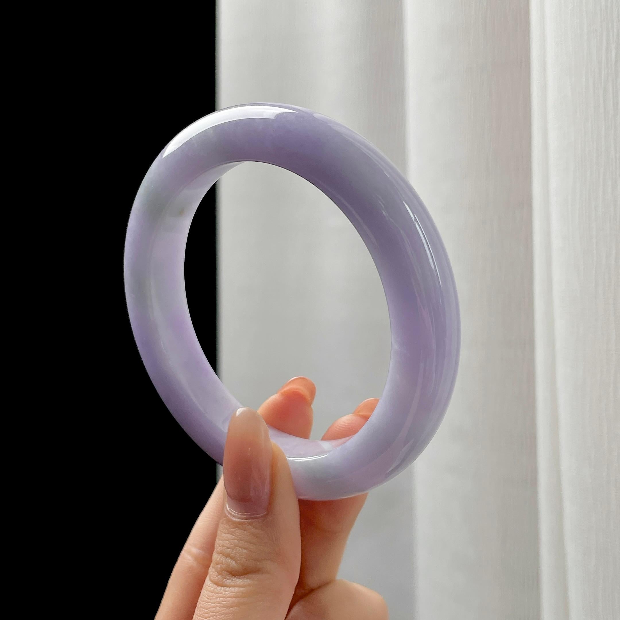 糯冰春带彩翡翠平安镯（58.3mm)（yc348970）
