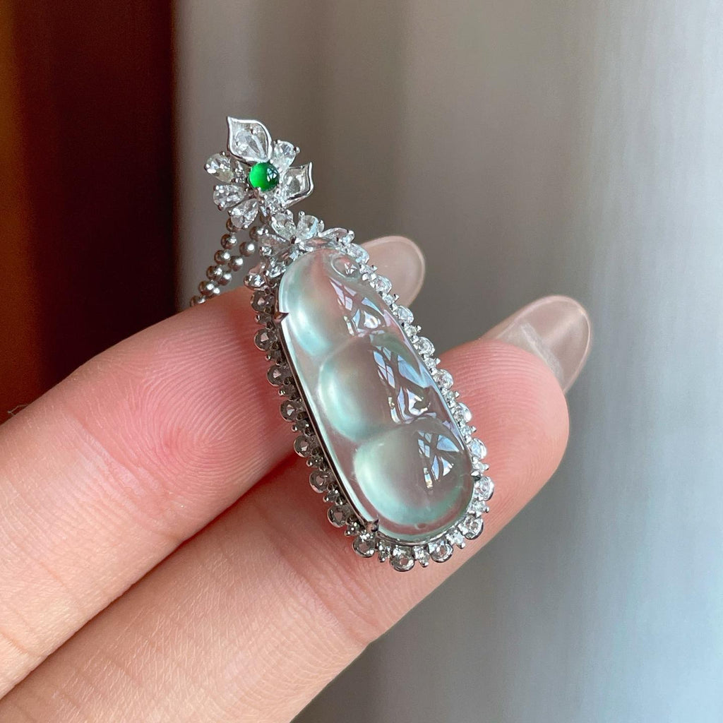 18k金镶冰种带底色翡翠豆子（yc246211）