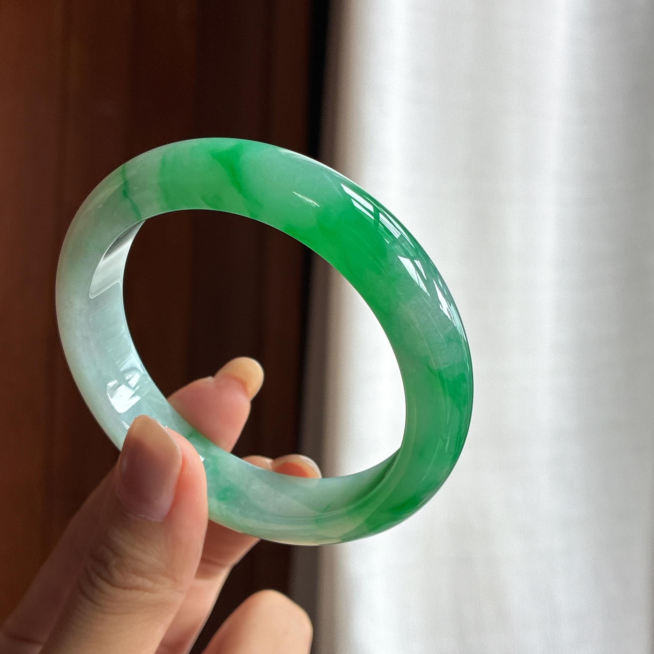 糯冰阳绿翡翠平安镯 57圈（yc431252）