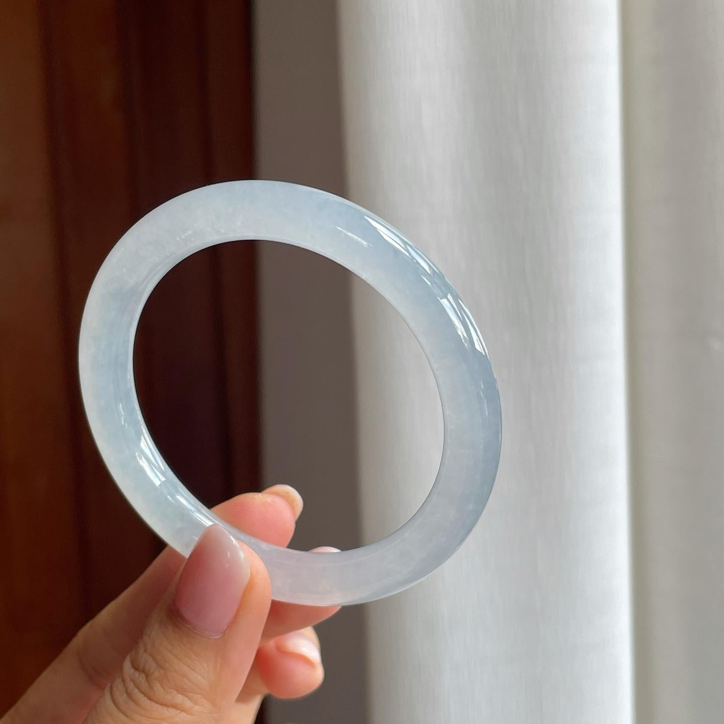 冰种白月光翡翠圆条手镯（55.2mm)（yc381298）