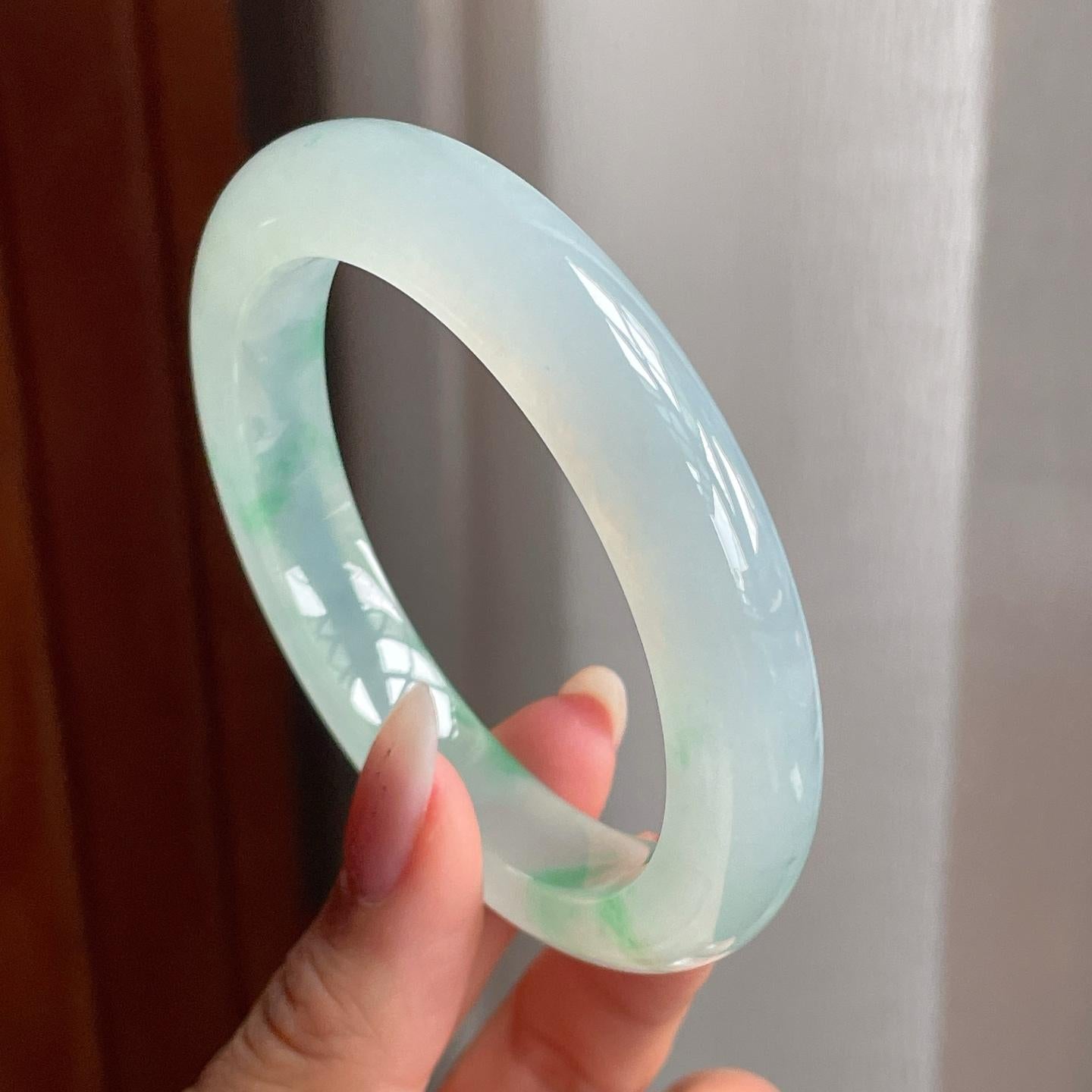 冰种飘绿花翡翠平安镯（56mm）（yc206754）