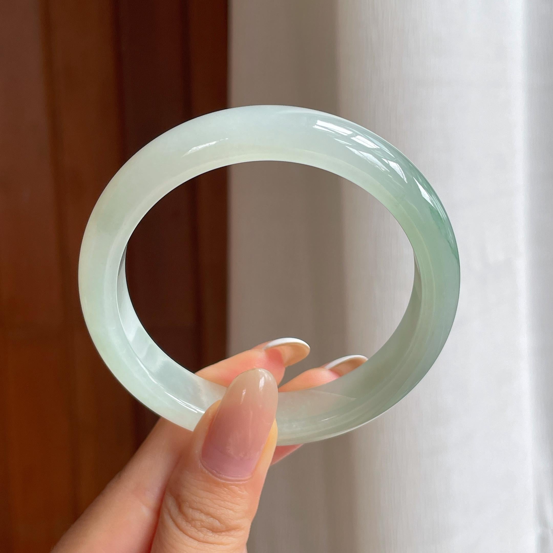 糯冰晴底翡翠平安镯（56.5mm)（yc412185）