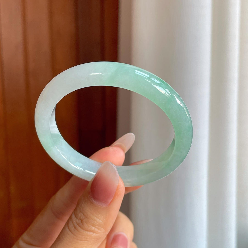 糯冰带色翡翠贵妃镯（53mm）（yc312055）