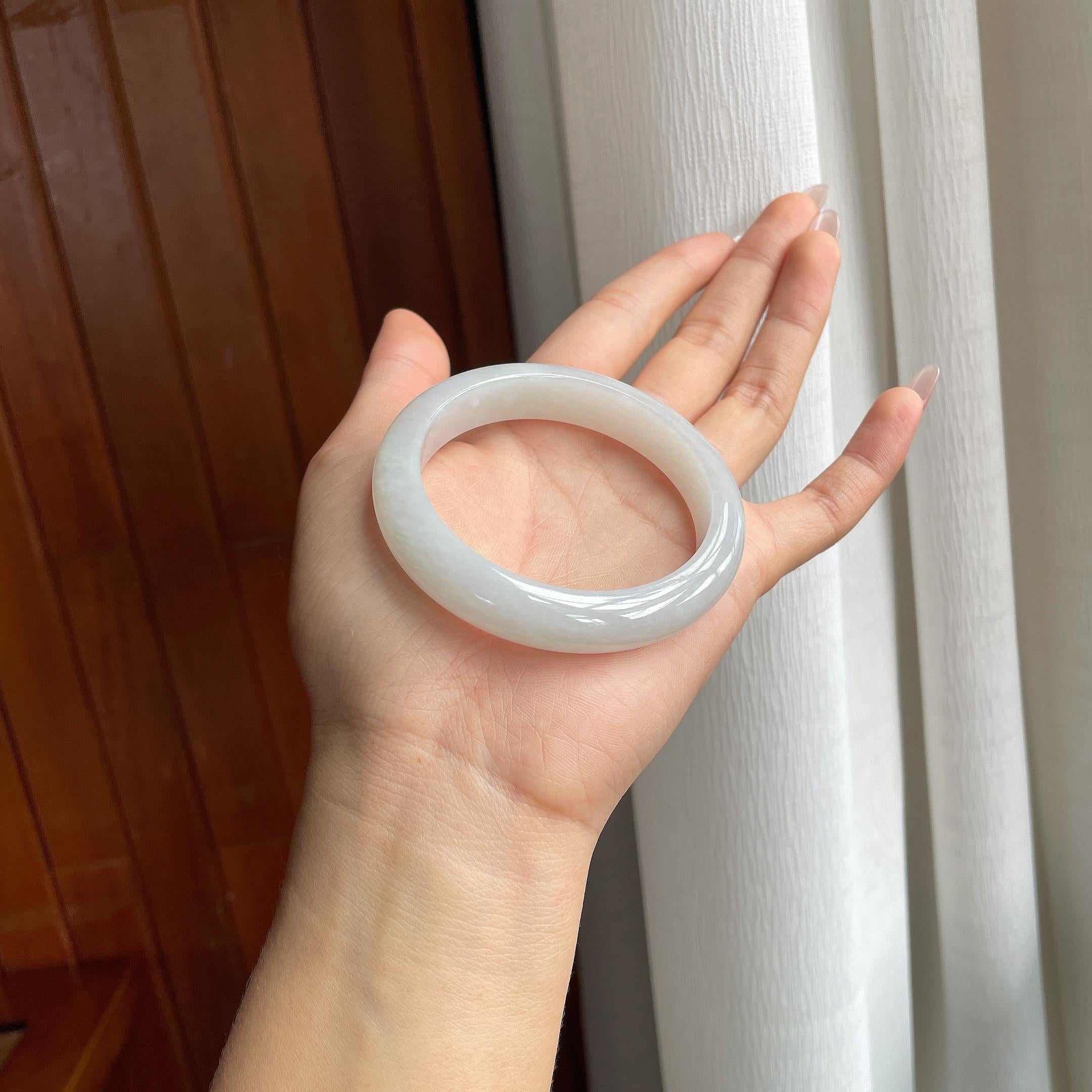 糯冰白月光翡翠平安镯（55.5mm）（yc303135）