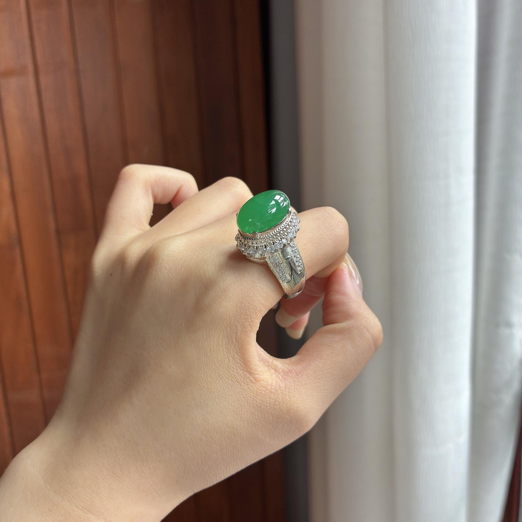 铜托冰种满绿蛋面 天然缅甸A货翡翠（yc459956）