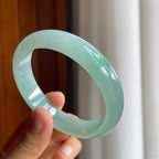 冰种带底色飘绿花翡翠平安镯（59.5mm）（yc221958）
