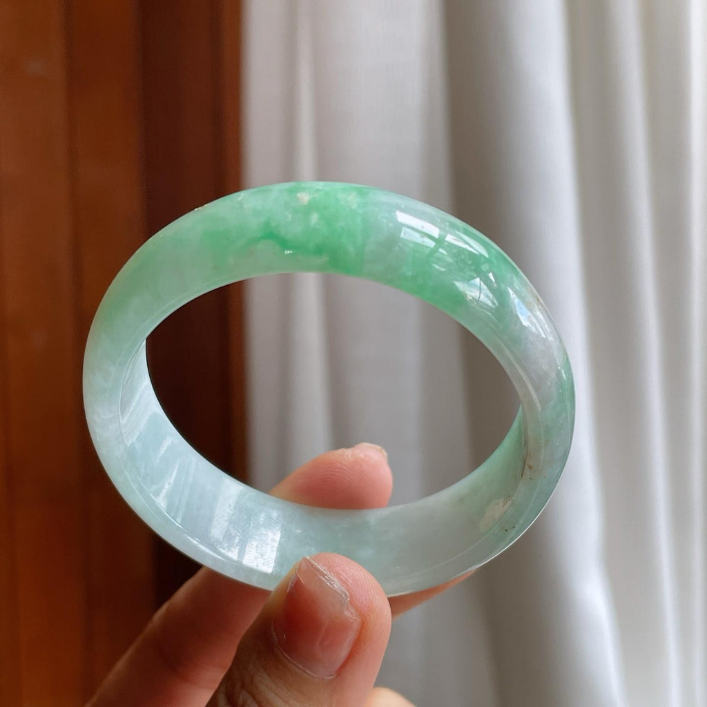 糯冰带色翡翠平安镯（51.5mm）（yc216046）