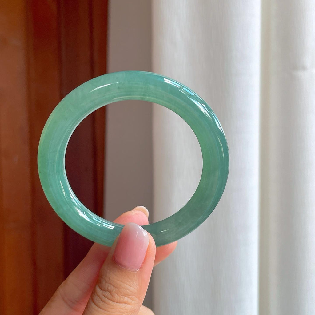 糯冰湖水绿翡翠圆条手镯（53mm)（yc380044）