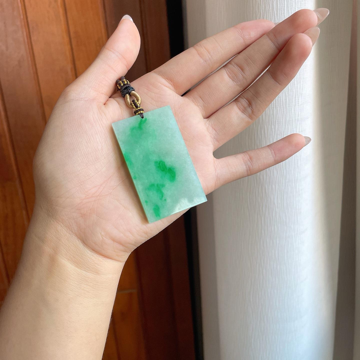 糯冰带色翡翠无事牌（yc241874）