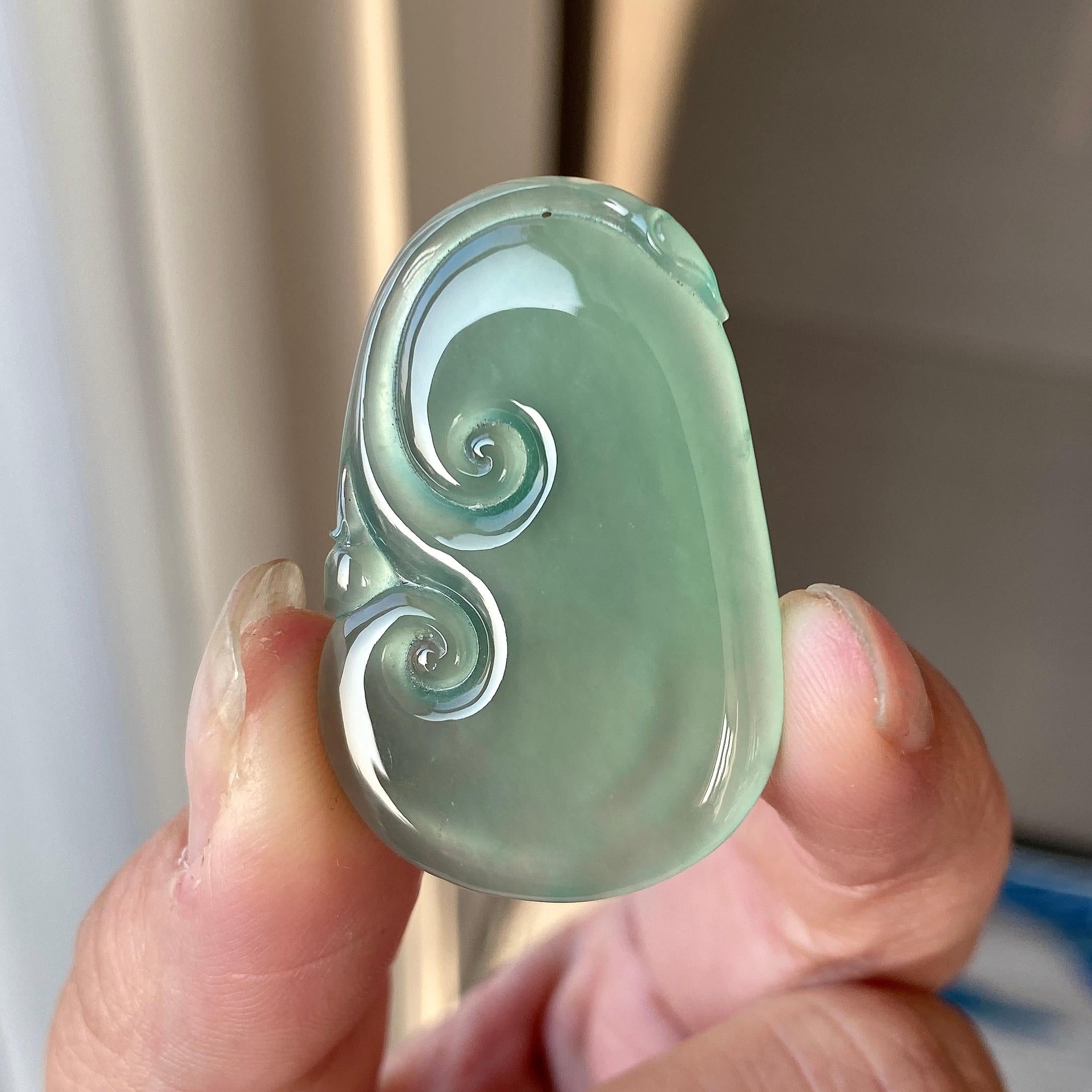糯冰种晴水如意吊坠（yc304254）