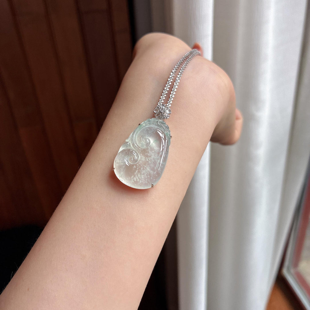 18K金镶冰种雪花棉如意挂件 天然缅甸A货翡翠（yc506693）
