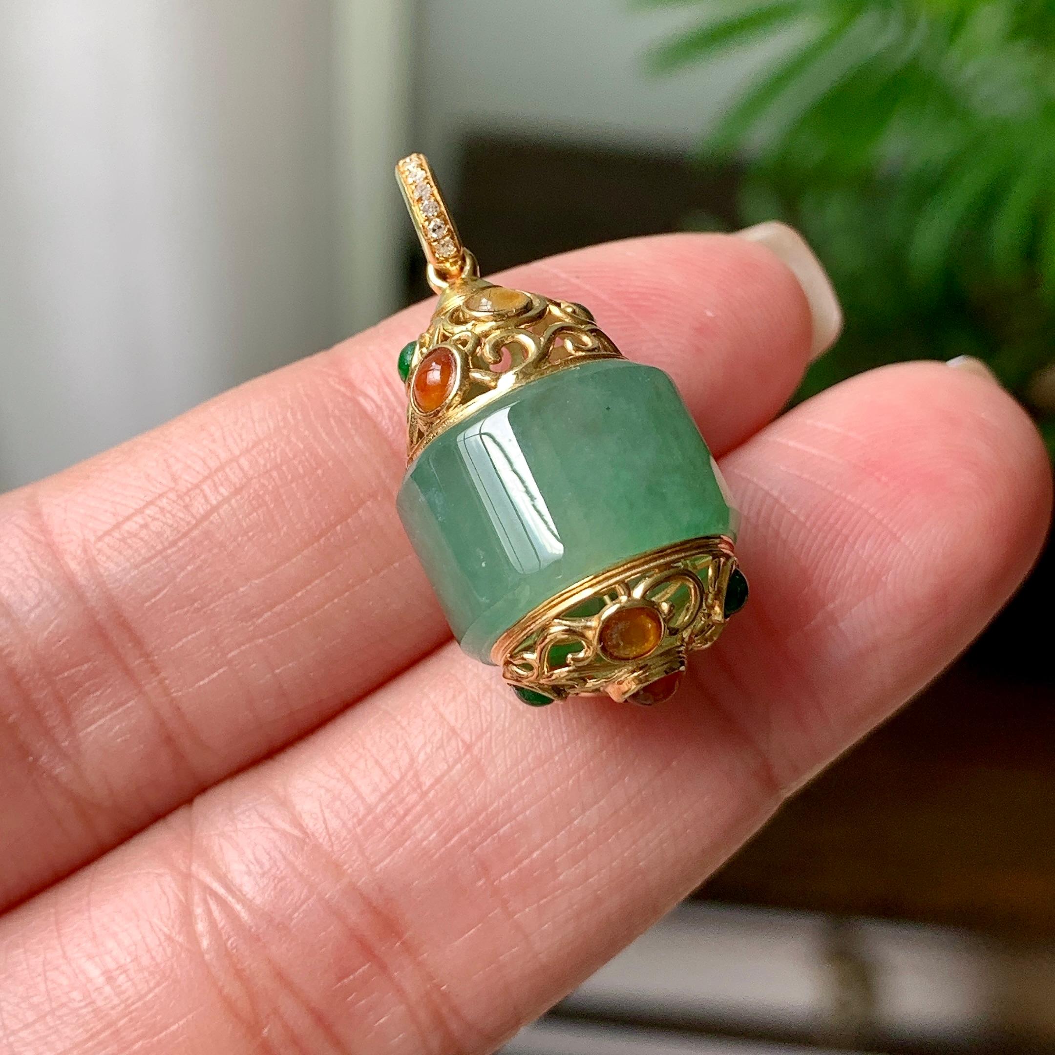 18K金钻镶糯冰种晴绿路路通吊坠  天然缅甸A货翡翠（yc362092）