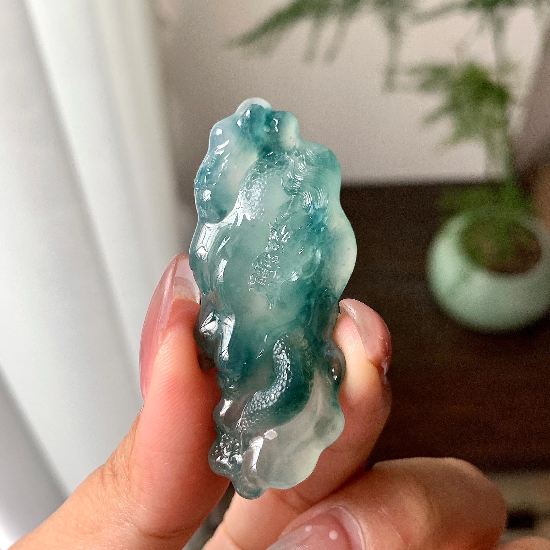 糯冰种飘兰花龙牌挂件（yc287821）