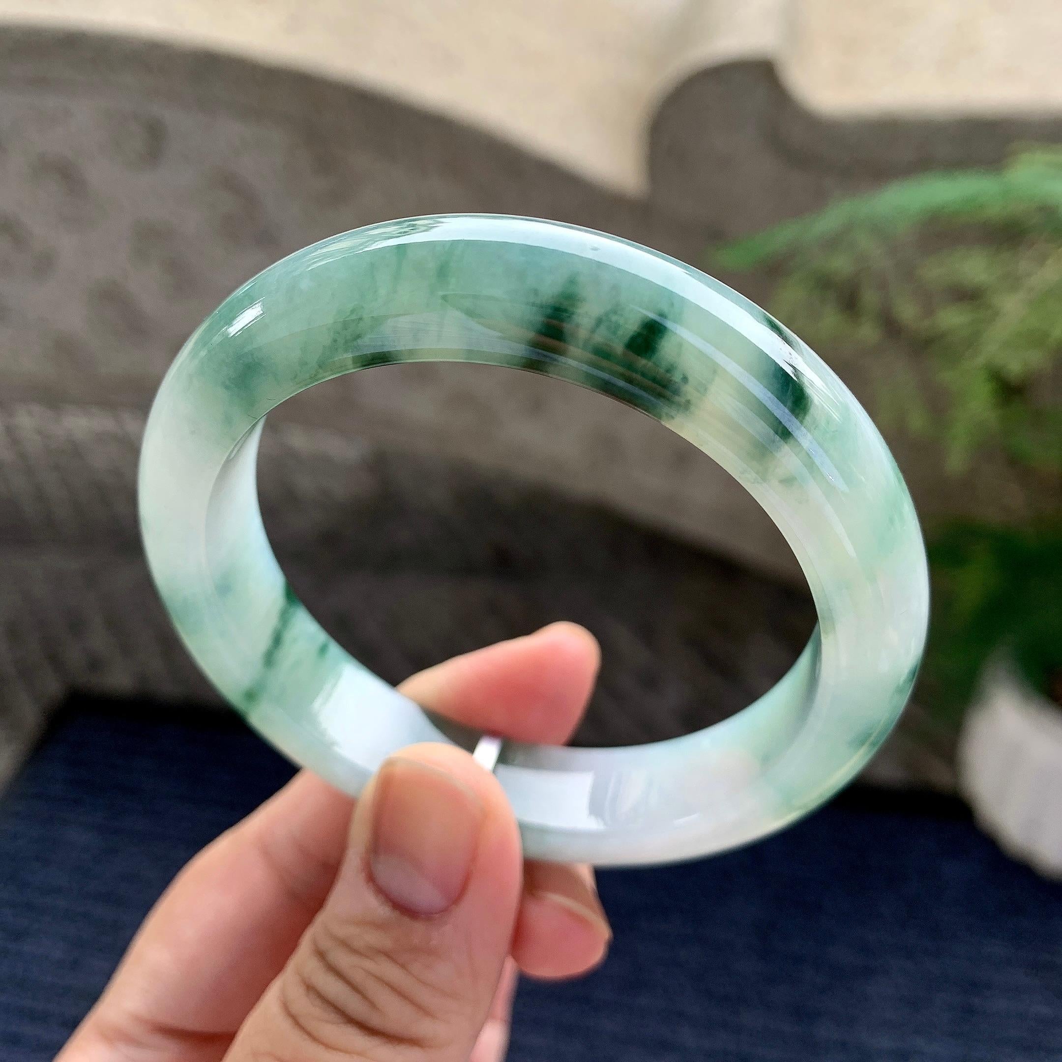 细糯种飘花平安镯（55.4mm）（yc228501）