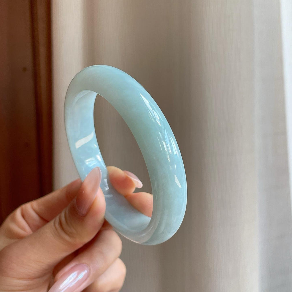 细糯冰淡底色翡翠平安镯（58mm）（yc278070）