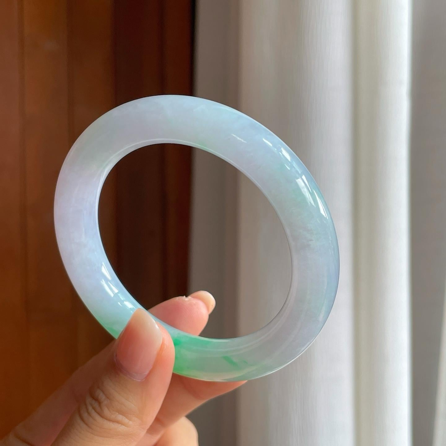 糯冰白底青翡翠圆条手镯（57mm)（yc397582）