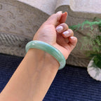 糯种晴底贵妃手镯（55.5mm）（yc223235）