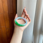 糯冰飘绿花翡翠平安镯（57.8mm）（yc282583）