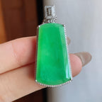 18k金镶糯冰满绿翡翠无事牌（yc242744）