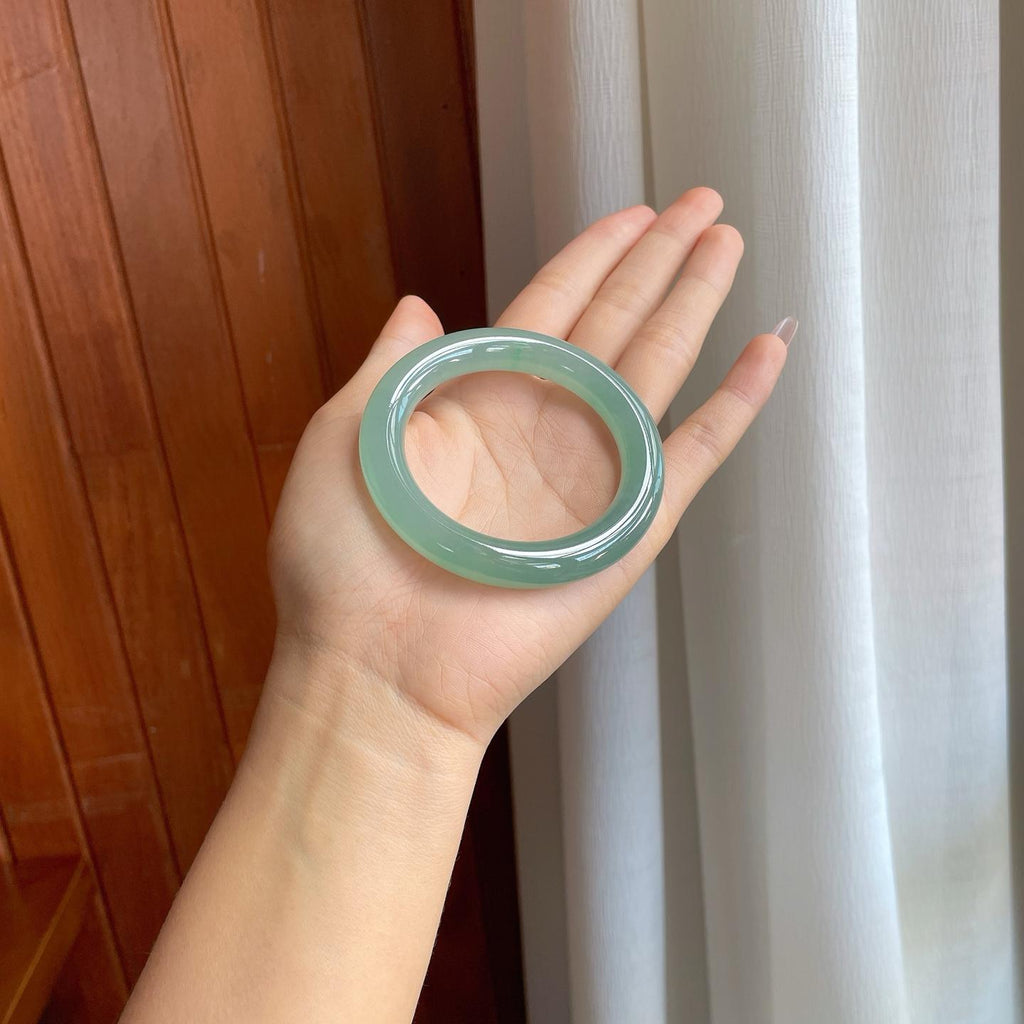 冰种湖水绿翡翠圆条手镯（53.5mm）（yc318633）