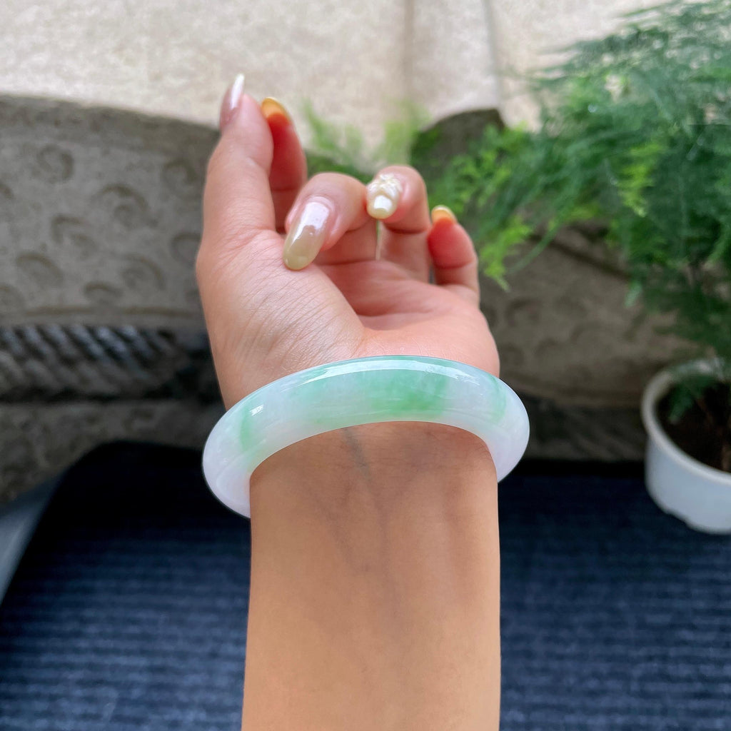 细糯种飘绿正圈平安镯54圈 天然缅甸A货翡翠（yc489144）