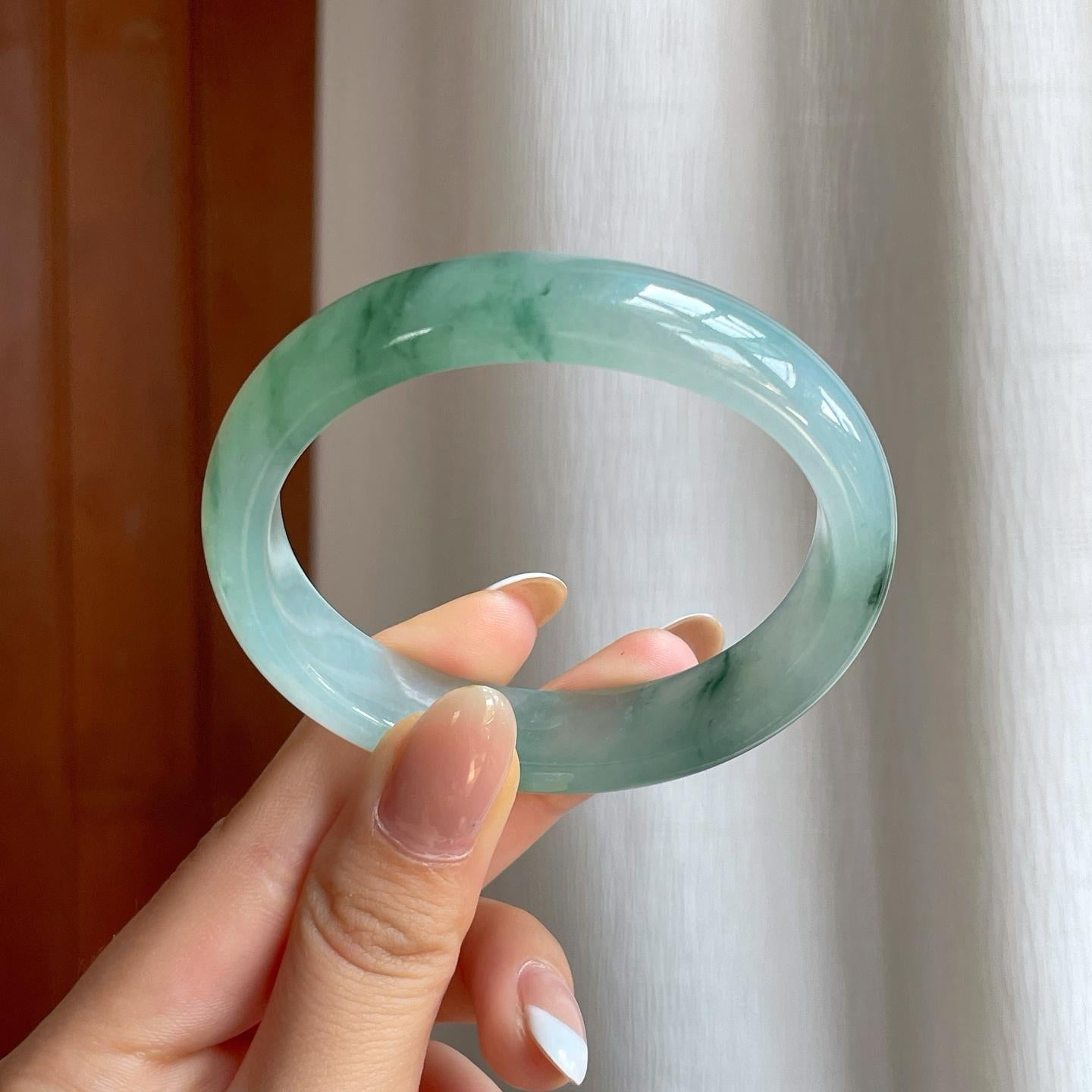 冰种飘花翡翠贵妃镯（56.4mm)（yc377079）