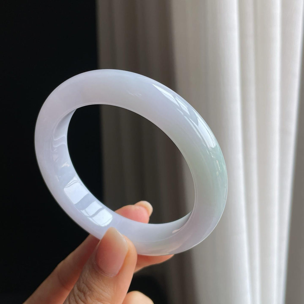 糯冰淡春底翡翠平安镯（55.6mm)（yc389475）
