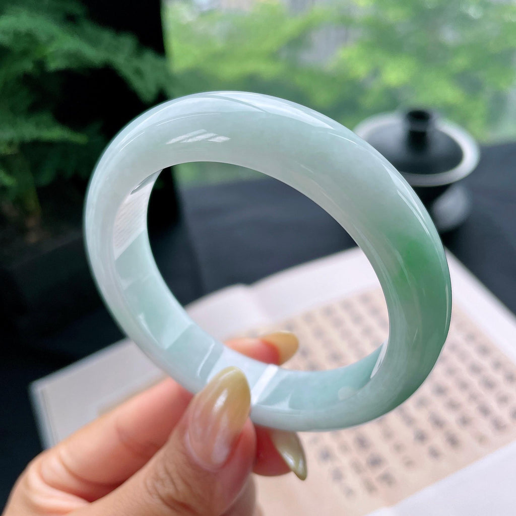 细糯种飘绿正圈平安镯55.5圈 天然缅甸A货翡翠（yc473061）