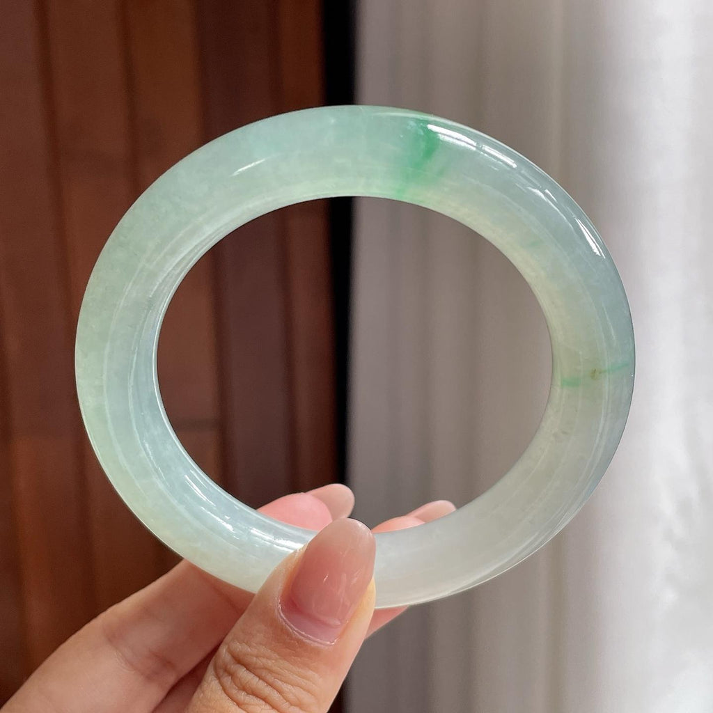 冰种起光晴底飘绿圆条手镯 54圈 天然缅甸A货翡翠（yc693851）