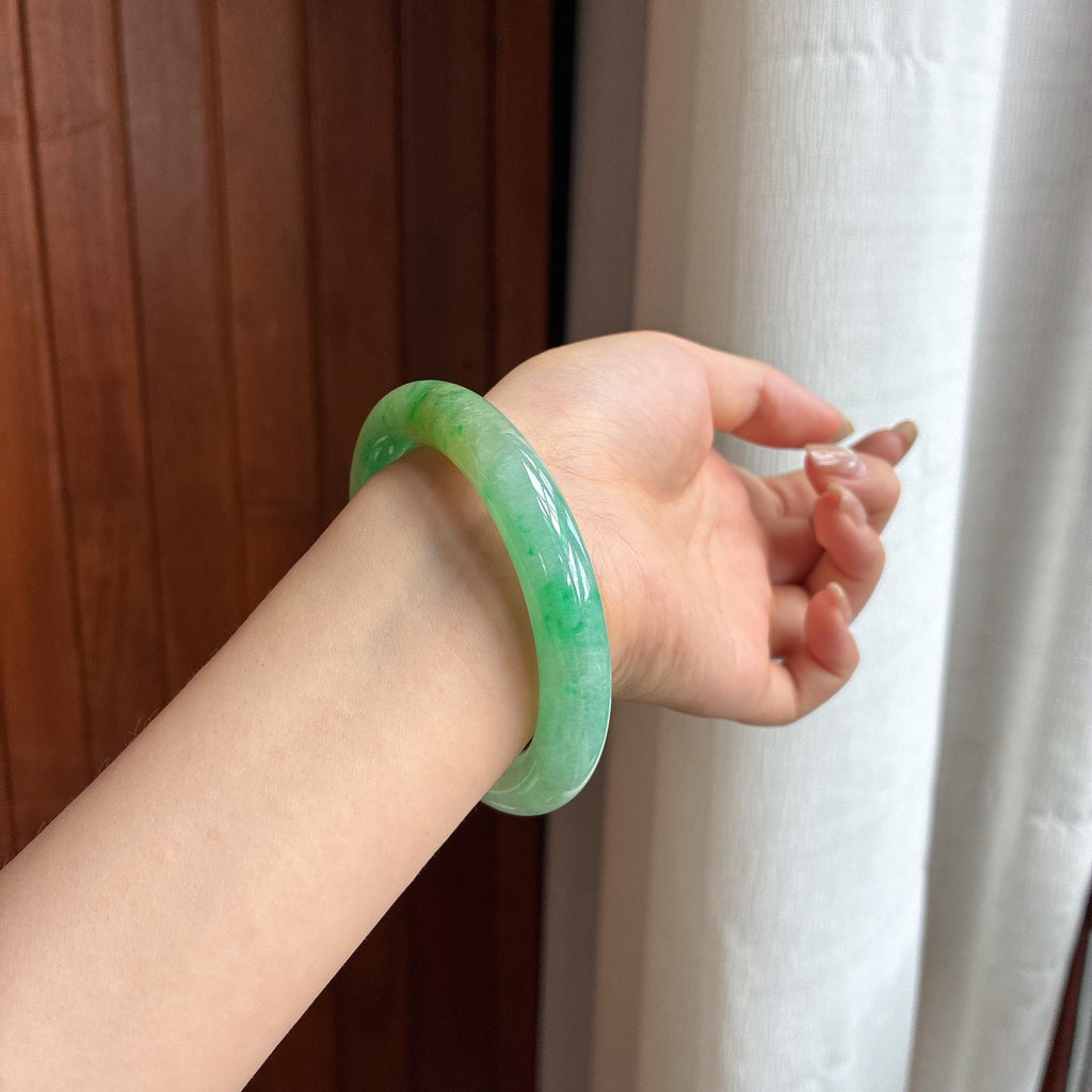 细糯种带色圆条手镯 57圈 天然缅甸A货翡翠（yc455101）