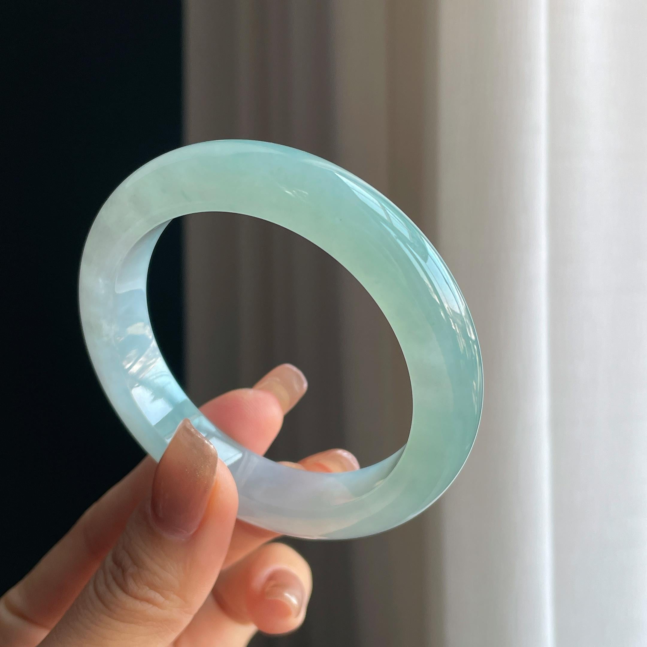 冰种蓝晴底翡翠平安镯（55.5mm）（yc376745）