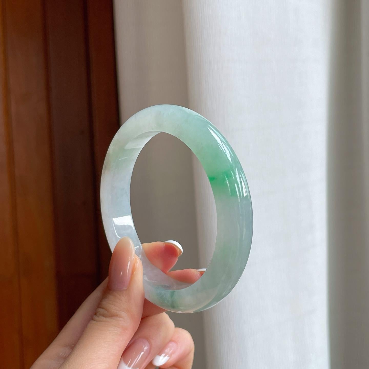 糯冰带色翡翠平安镯（58mm)（yc388754）