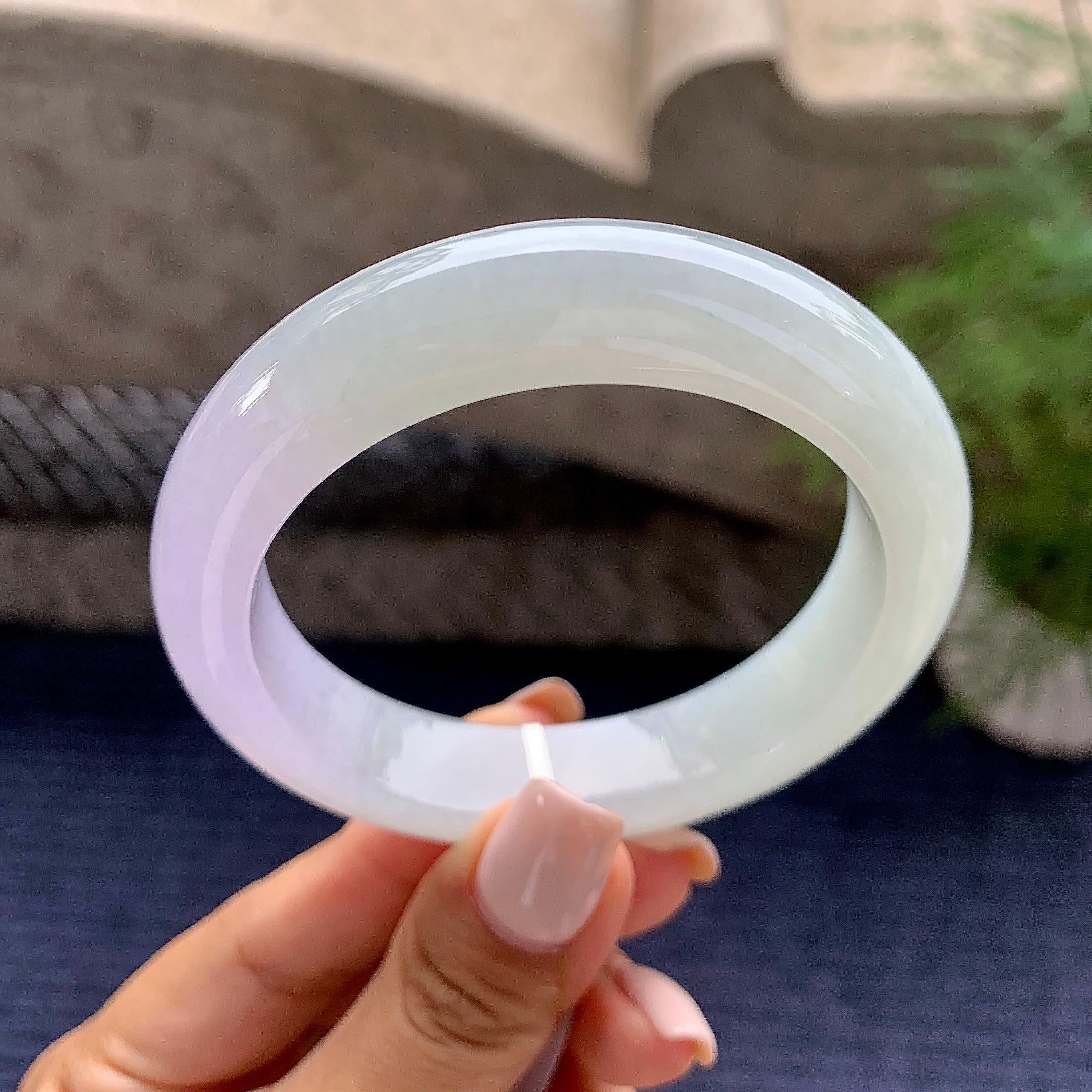 糯冰种淡春彩平安镯（54.6mm）（yc229258）