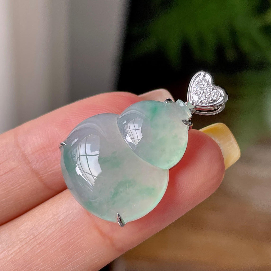 18k金钻镶糯冰种飘花葫芦吊坠    天然缅甸A货翡翠（yc362096）