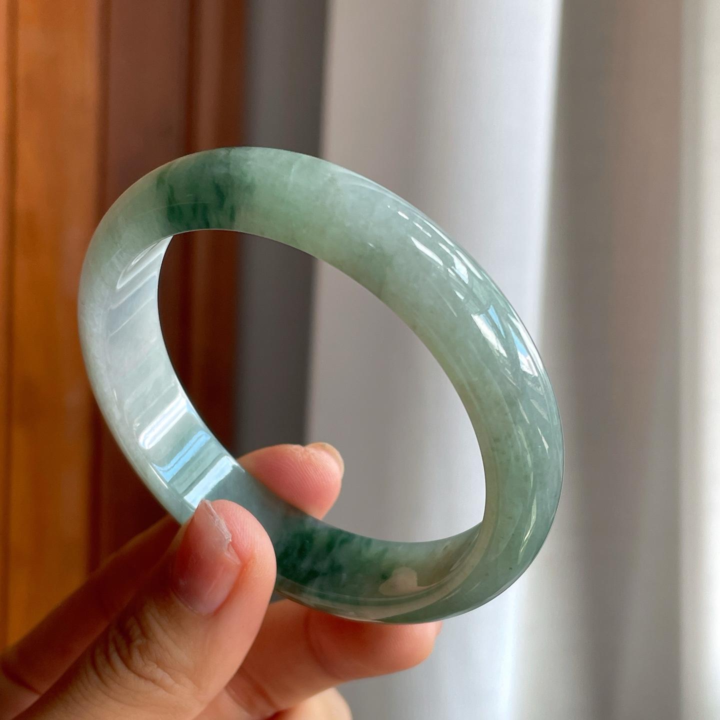 糯冰飘花翡翠平安镯（58.5mm）（yc215235）