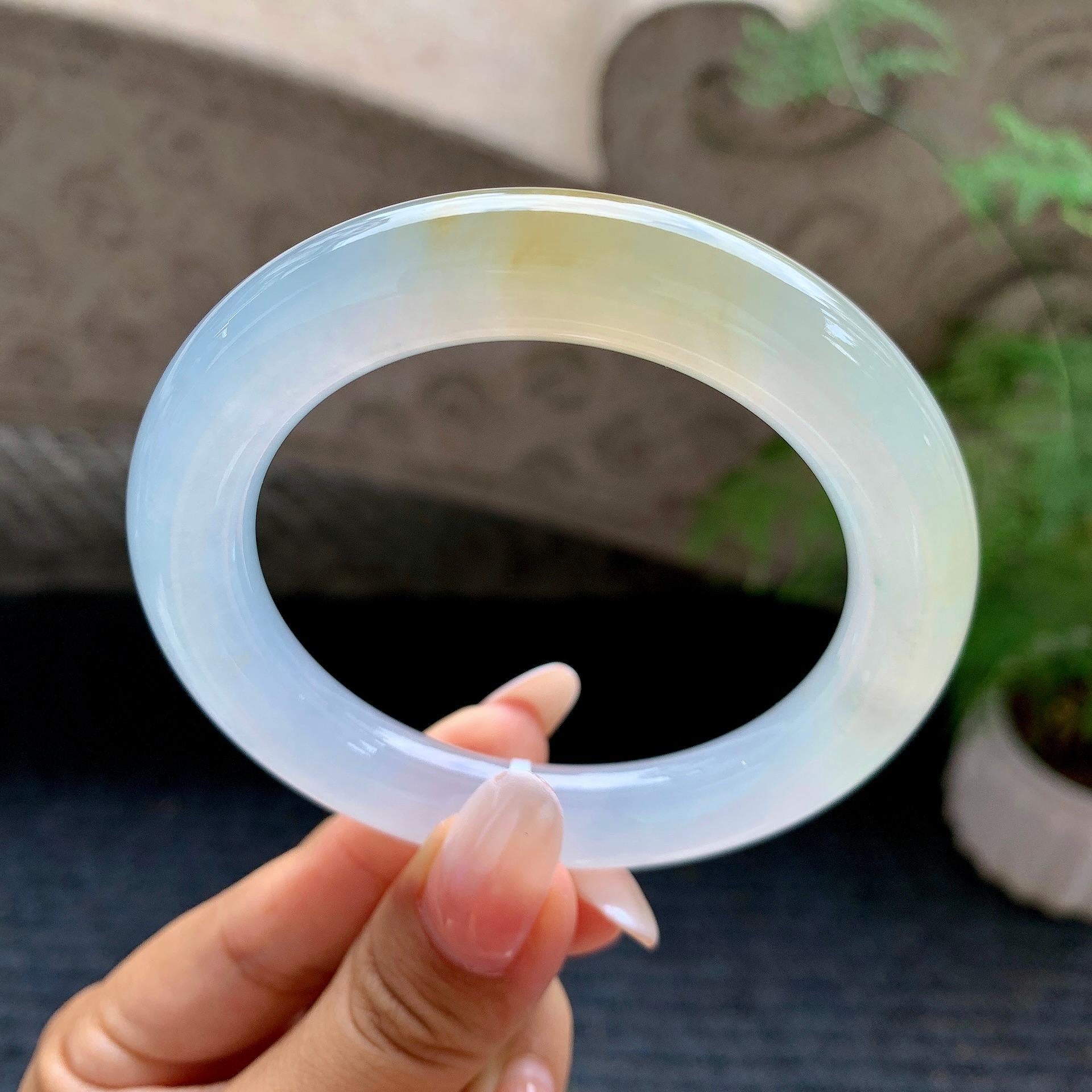 糯冰种飘黄翡圆条手镯（55.3mm）（yc195927）