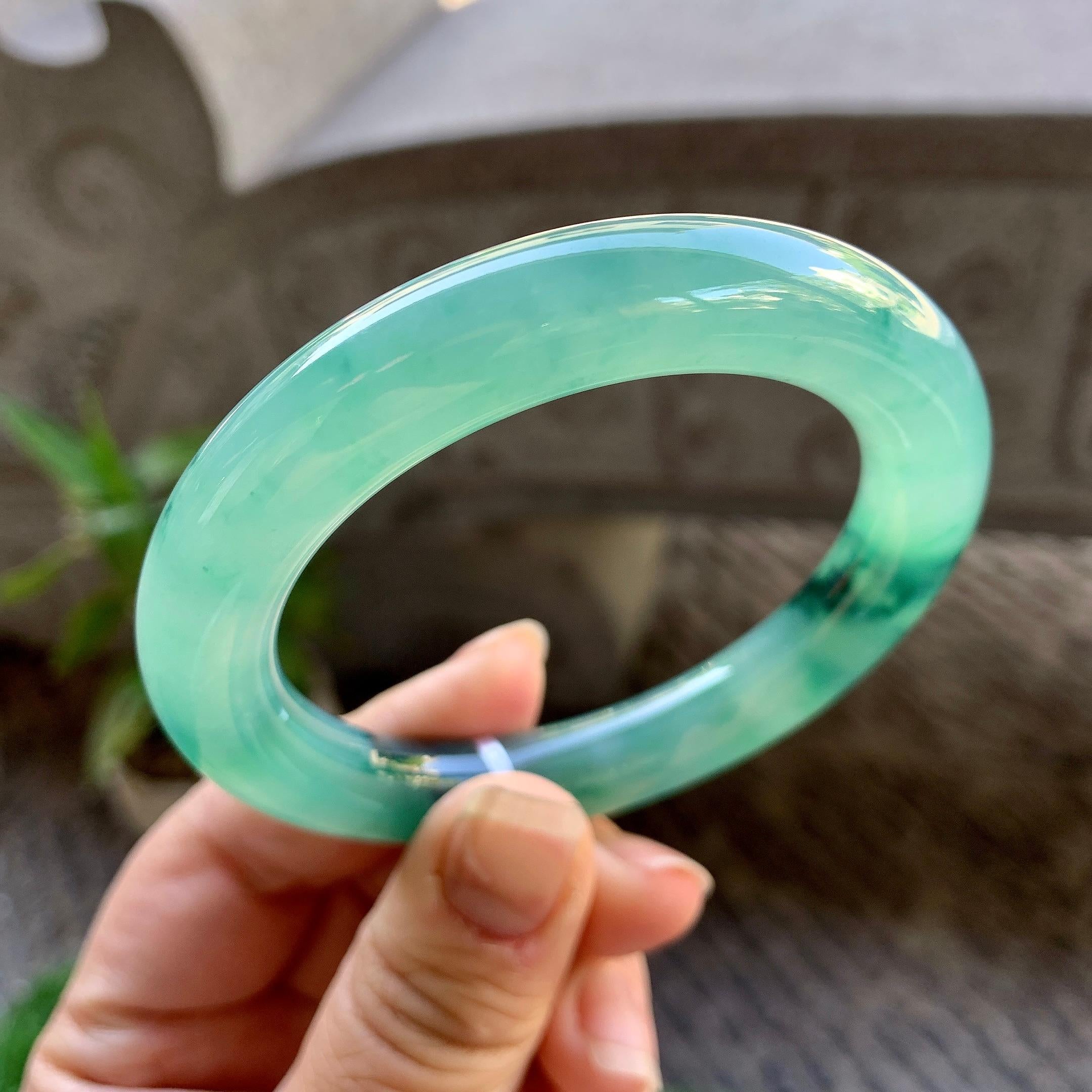 糯冰种蓝底飘花圆条手镯（54mm）（yc307306）