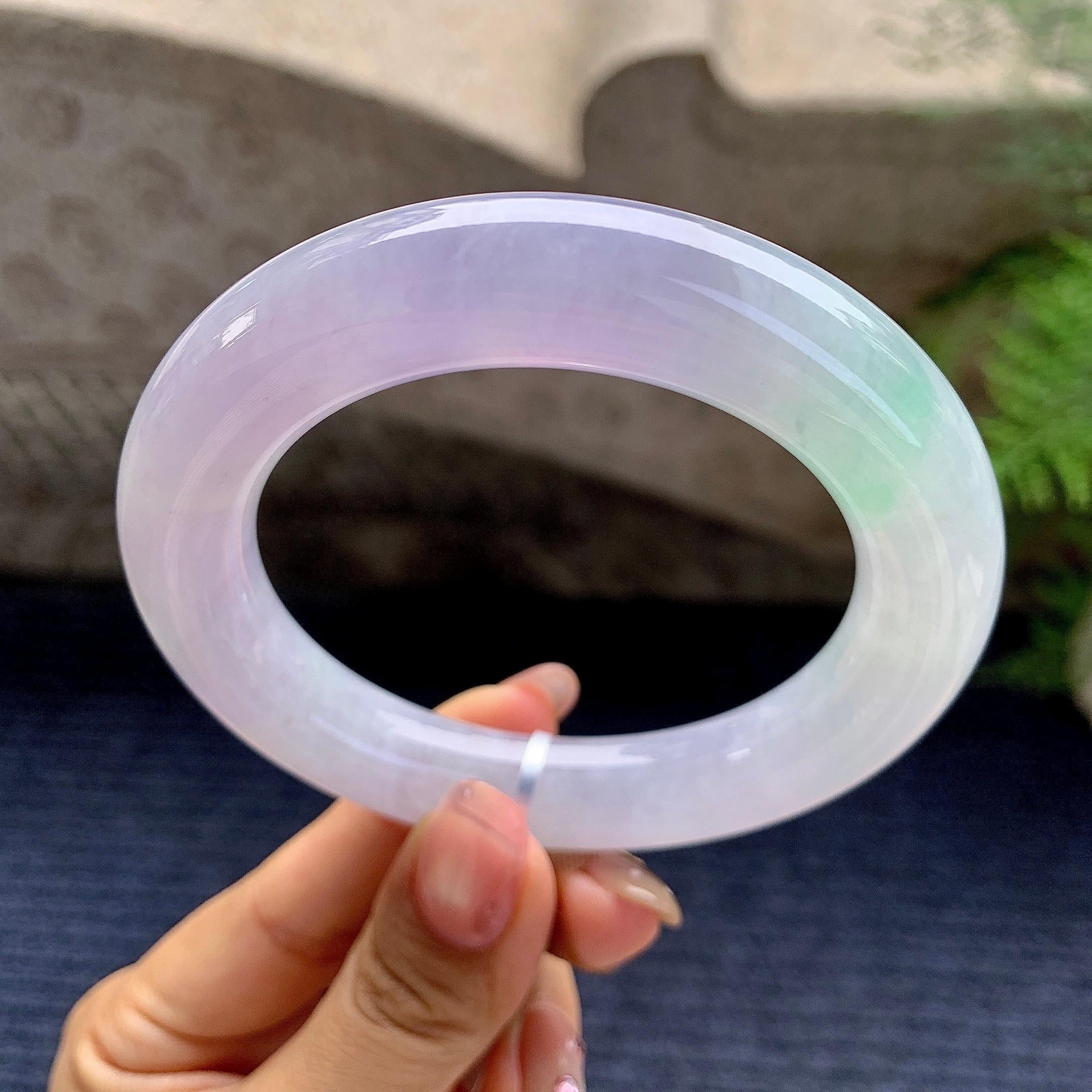 糯冰种春彩圆条手镯（57.3mm）（yc280851）