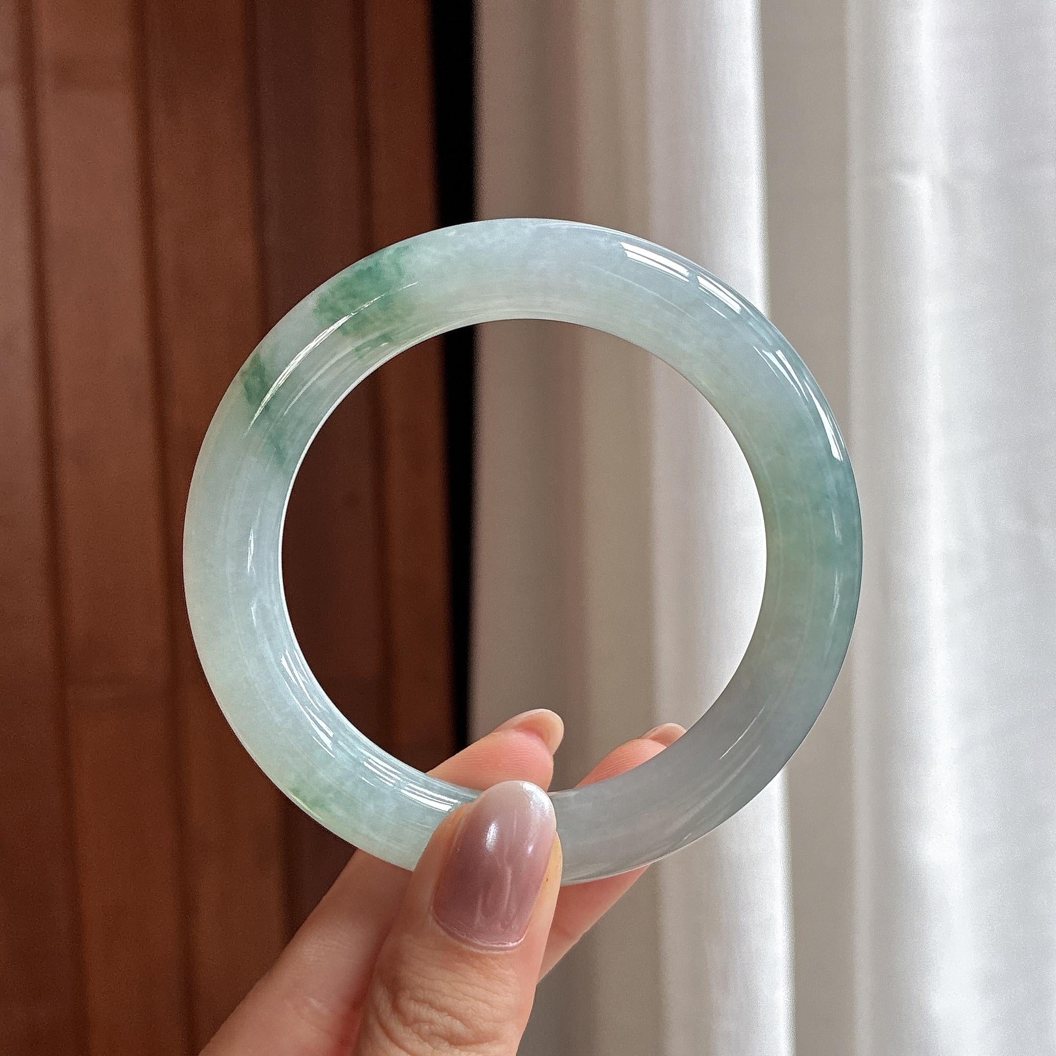 糯冰飘花圆条手镯 56圈 天然缅甸A货翡翠（yc525784）