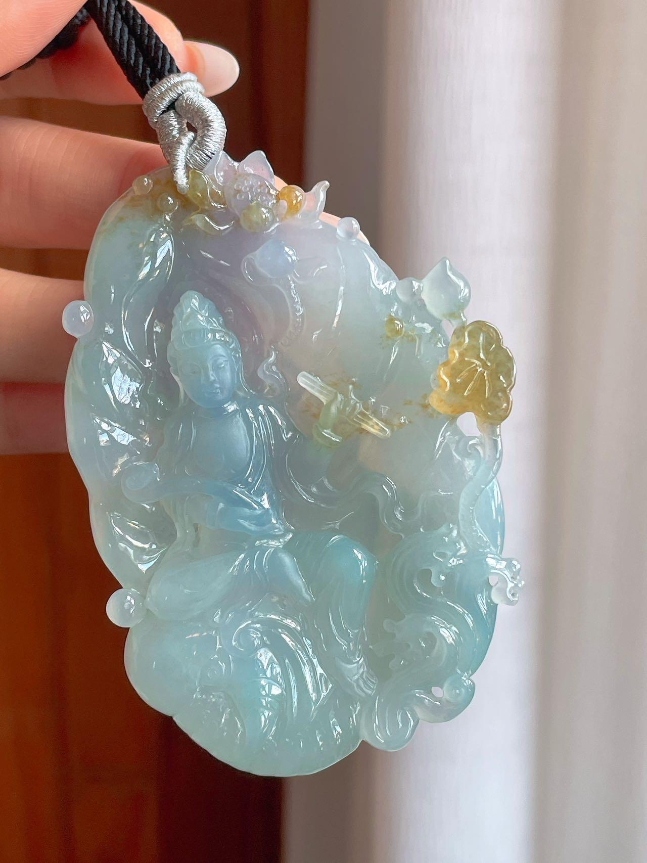 冰种蓝底飘黄翡翠普贤菩萨（yc302358）