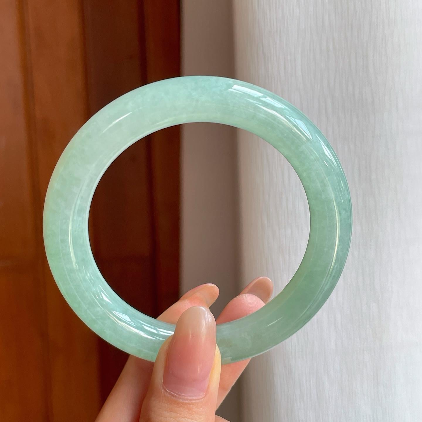 冰种晴水翡翠圆条手镯（54.3mm)（yc370374）